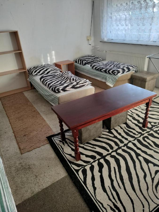 Pokoje Kwatery Noclegi 690490890 Konin  Eksteriør billede